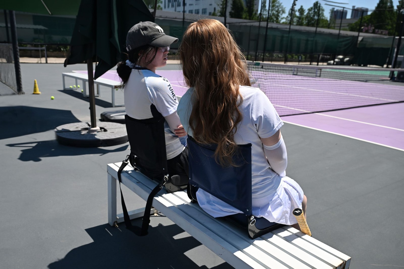 folding stadium seats with back support
