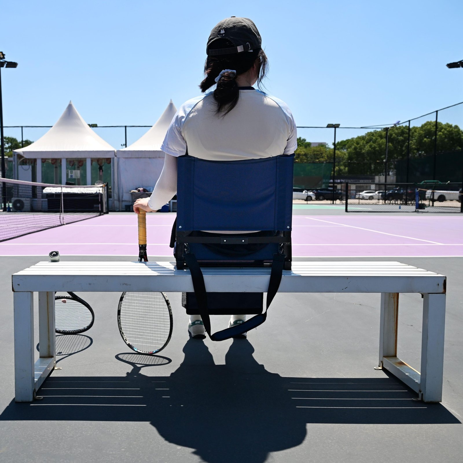 Foldable stadium seats